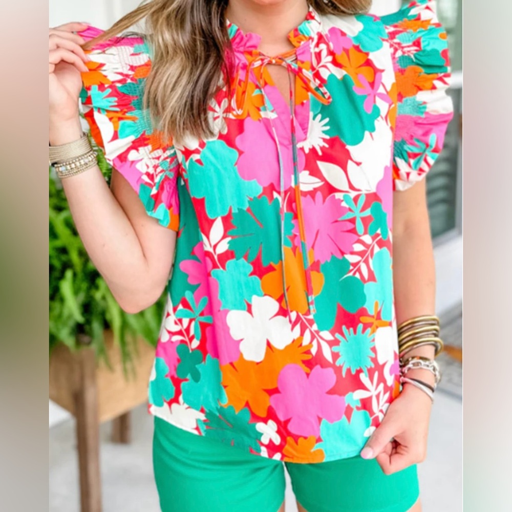 Green Floral tie split neck  Ruffle Sleeve blouse